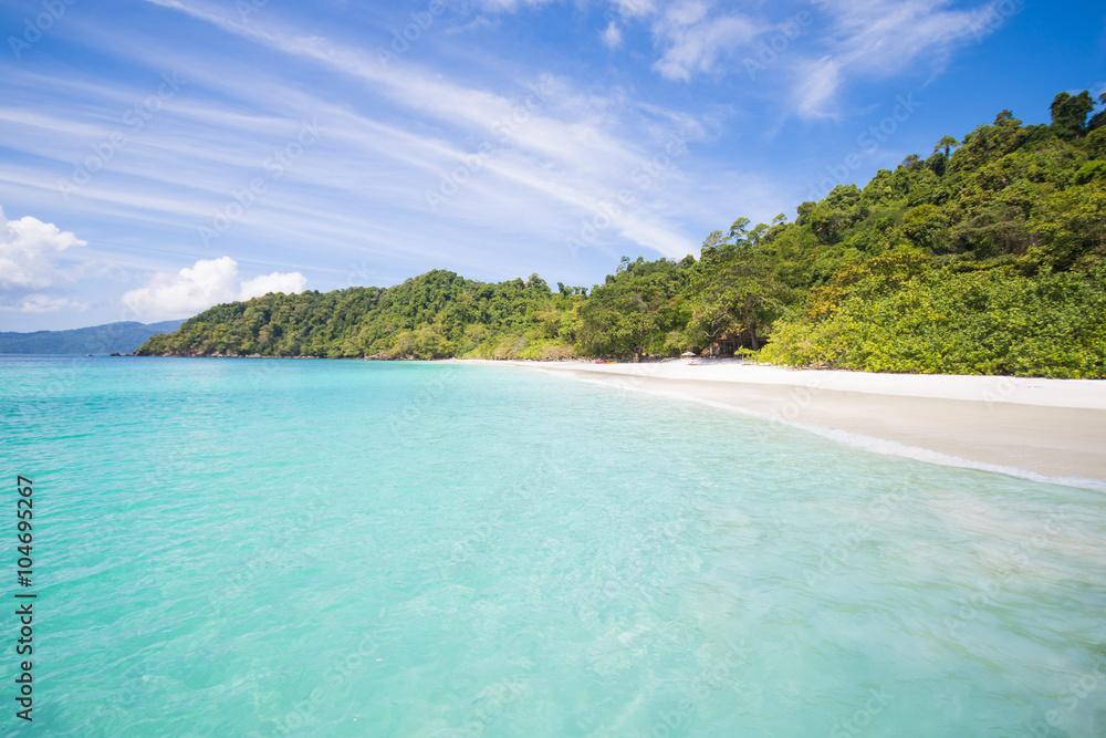 Fototapeta premium MYANMAR - JANUARY 11, 2016 : Ta Fook island is island beautiful