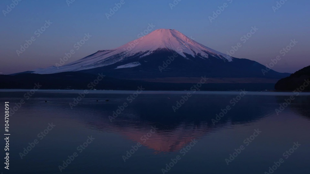 山中湖より富士山の朝 山中湖より富士山の朝