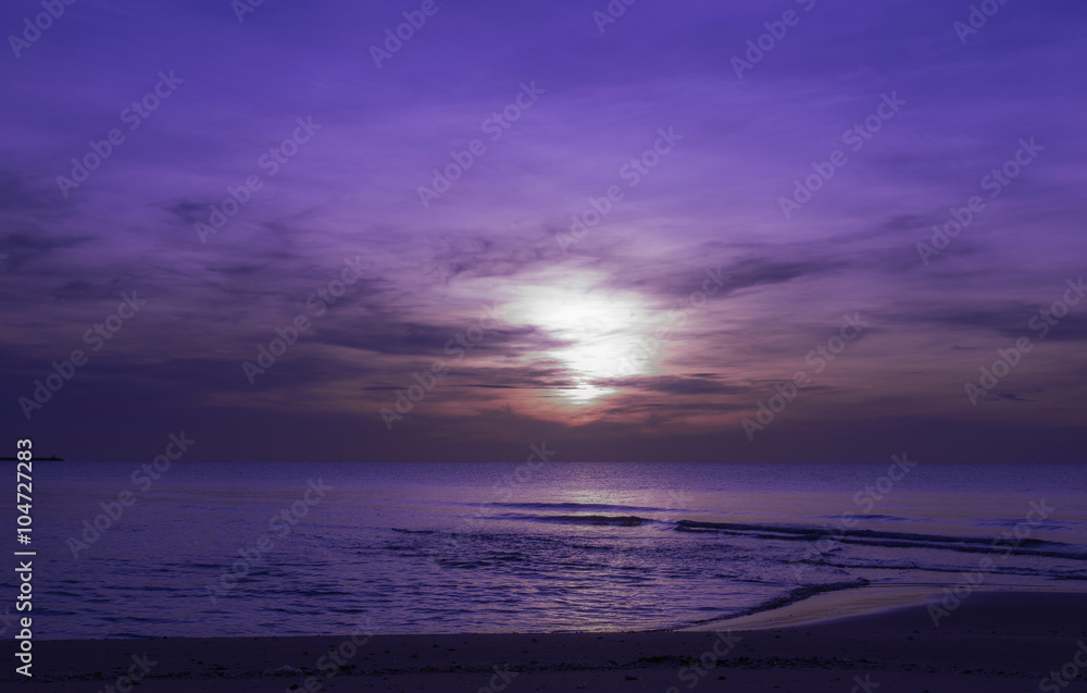 Dye Sky, water and shore in the evening paint, purple sky