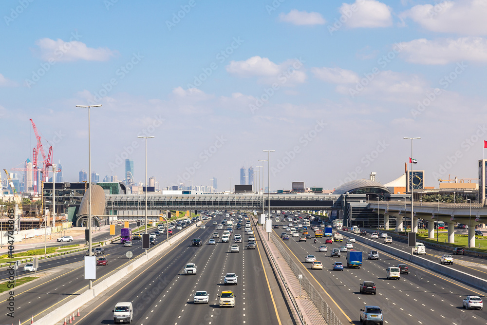 Naklejka premium Nowoczesna autostrada w Dubaju