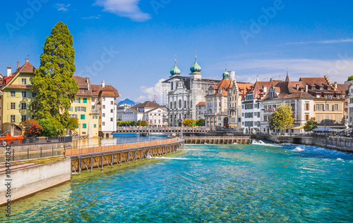 Historic town of Lucerne in summer, Switzerland фототапет