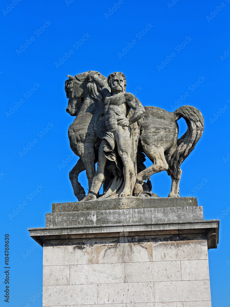 Gallic horseman statue - Paris - Iéna Bridge Gallic horseman statue - Paris - Iéna Bridge