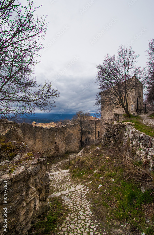 Rocca Calascio, L'Aquila (Abruzzo, Italia) - castello e borgo medievale