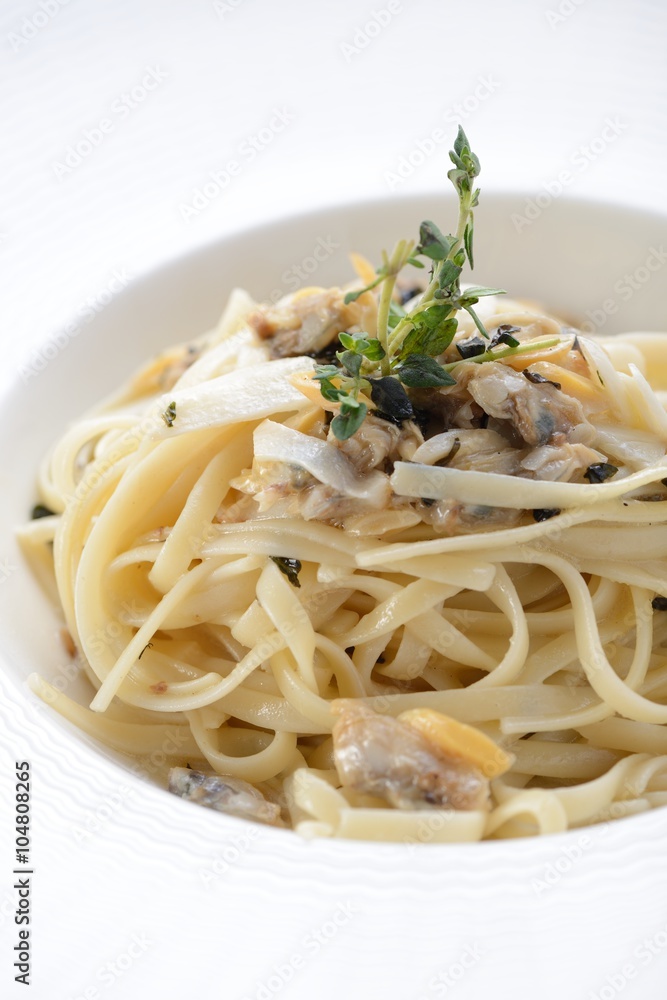 Sauteed pasta with clam Sauteed pasta with clam