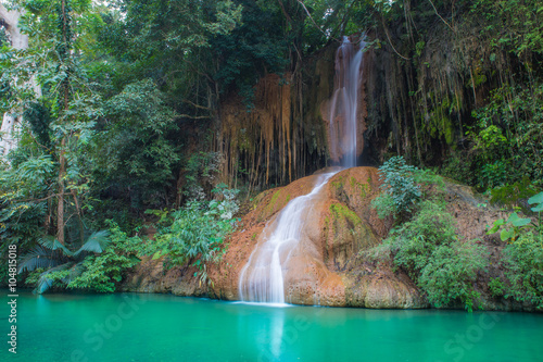 Fototapeta Naklejka Na Ścianę i Meble -  Phu Sang waterfall with water only in Thailand. -36 To 35 degree