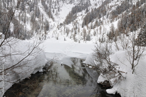 Lago Nambino photo