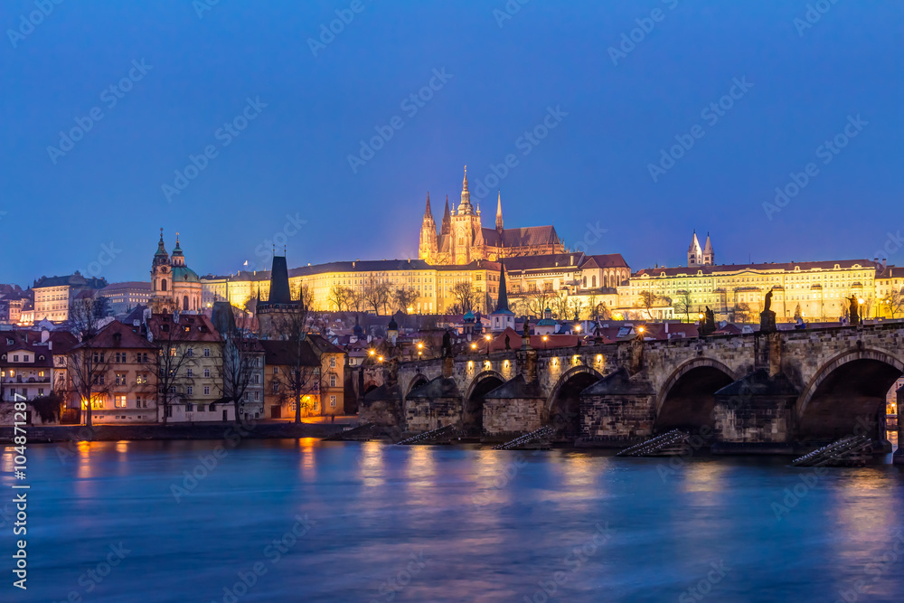 Fototapeta premium Charles Bridge and Prague castle