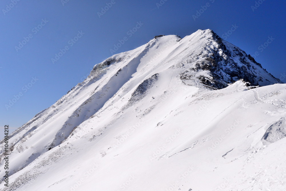 厳冬の八ヶ岳連峰「赤岳」