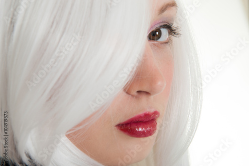 Obraz na plátne portrait of girl behind her white hair