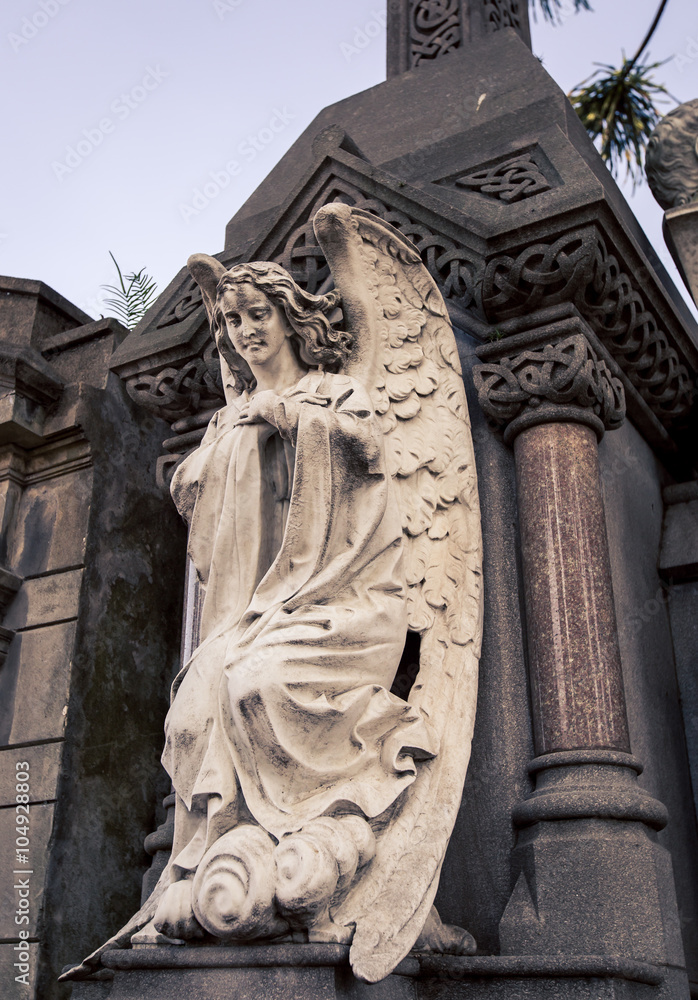 angel on a tomb