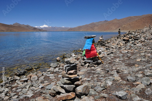 Tibet - Blauer See in Höhe von über 5.000 m