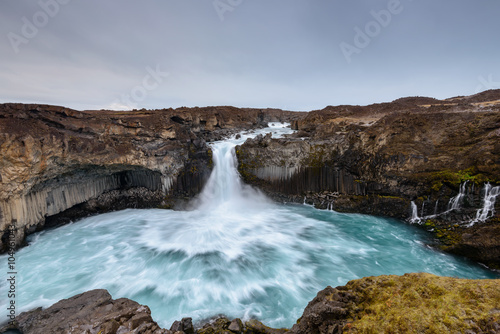 Aldeyjarfoss bonita cascata na Islandia