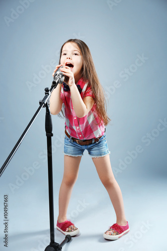 Beautiful artistic little g...