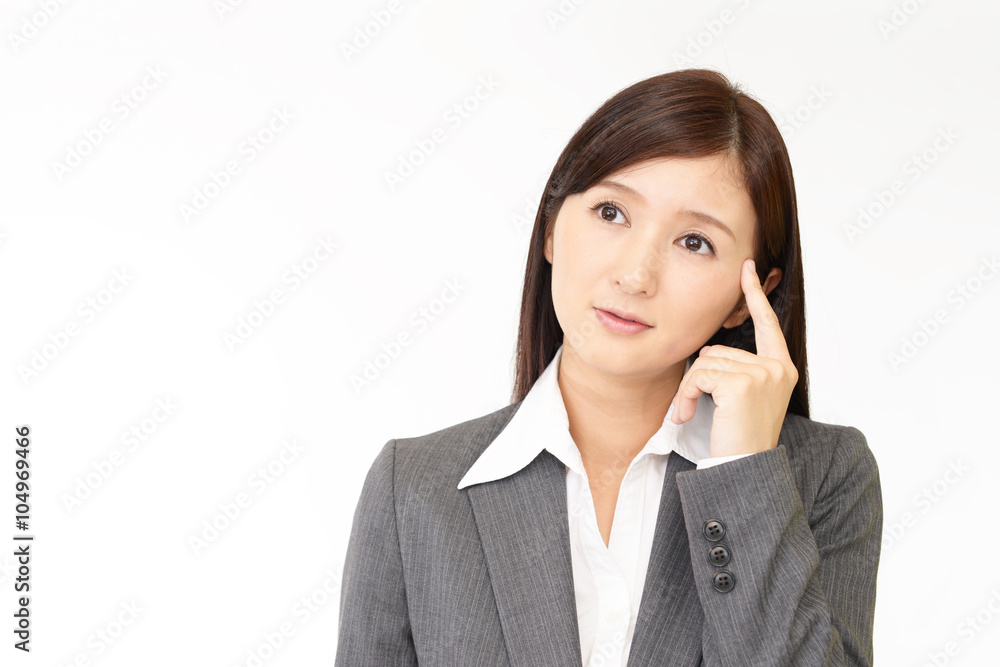 悩む女性 悩む女性