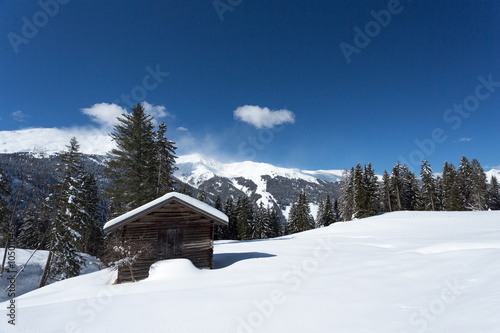 Hütte im Schnee_2016 © Kara