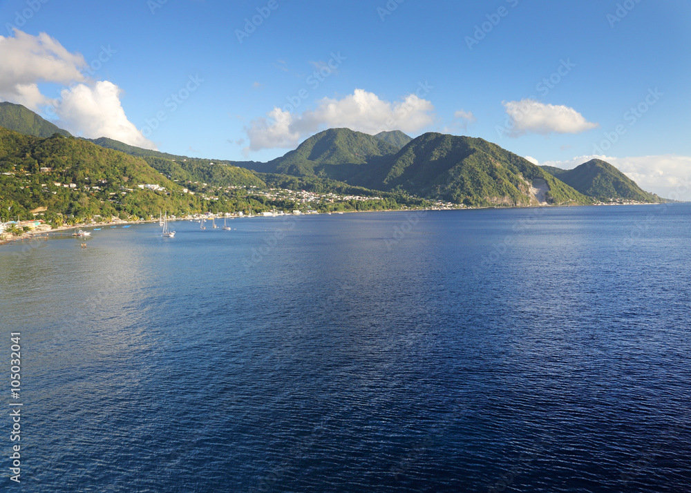 Fototapeta premium SEASCAPE,DOMINICA,ISLANDWINDWARD ISLANDS