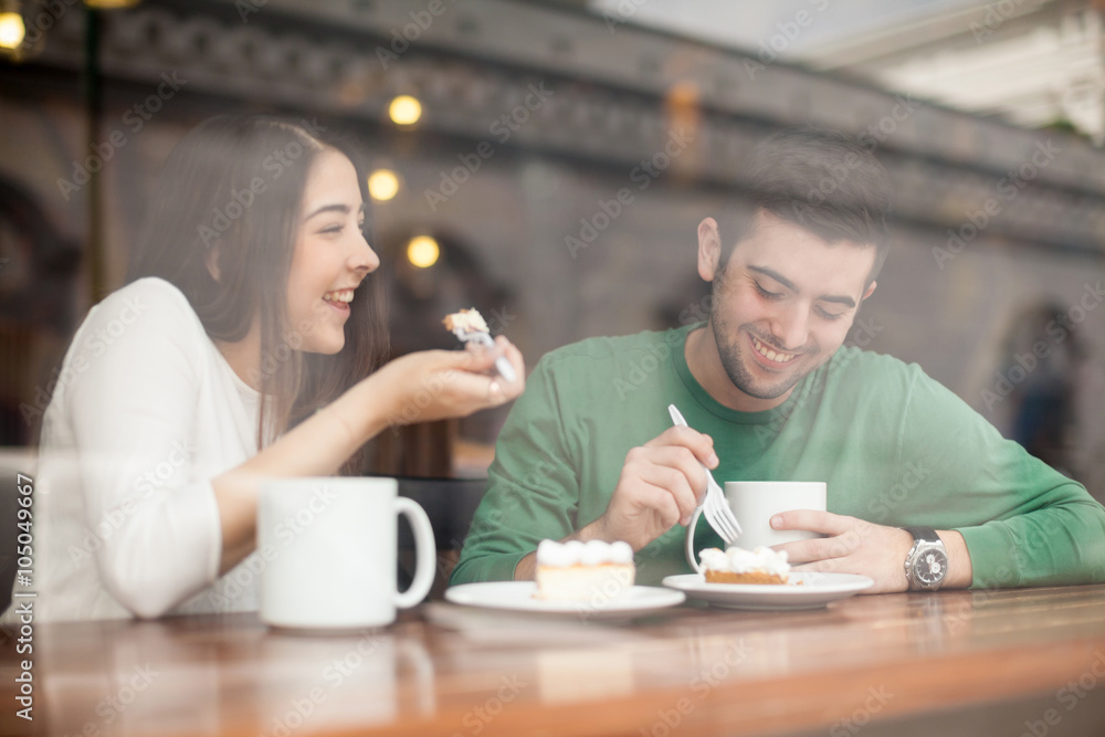 Fototapeta premium Attractive young couple on a date