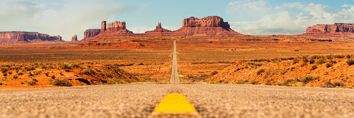 Acrylglasbilder Orange Open Road in Southwest United States  © adogslifephoto