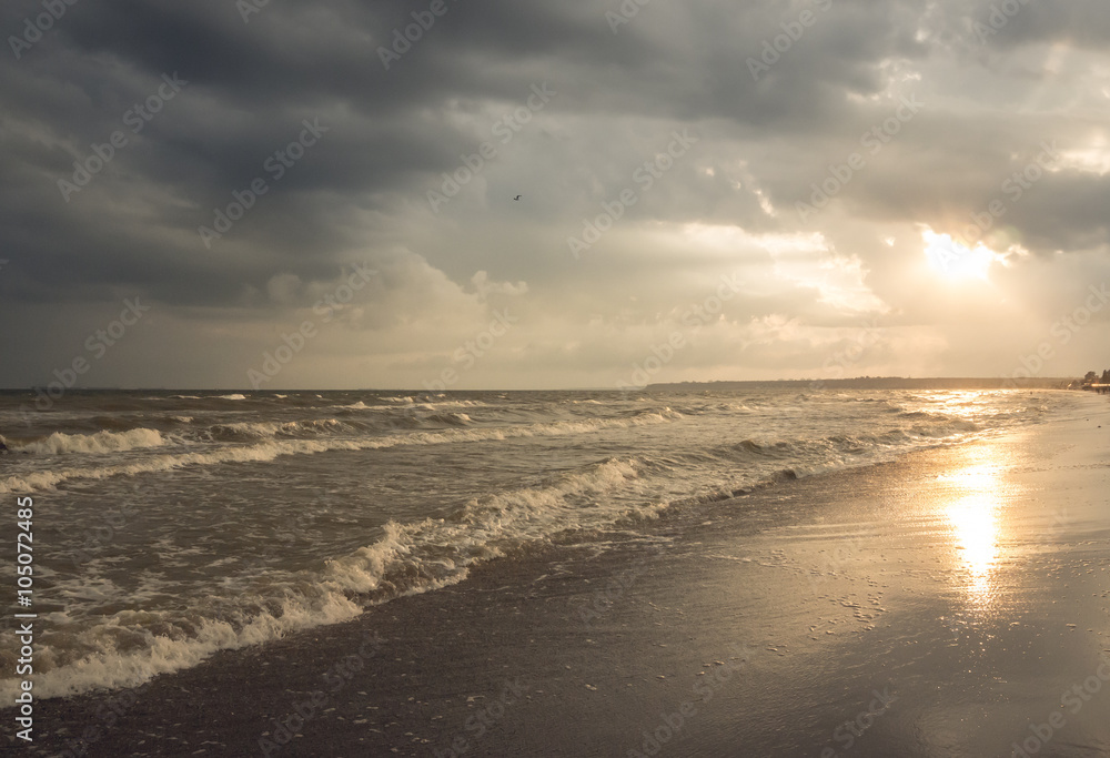Obraz premium Seascape o zachodzie słońca