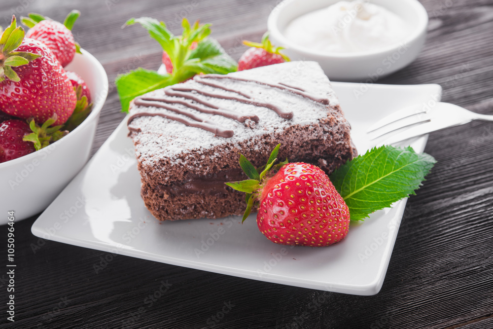 Chocolate cake with strawberries Chocolate cake with strawberries