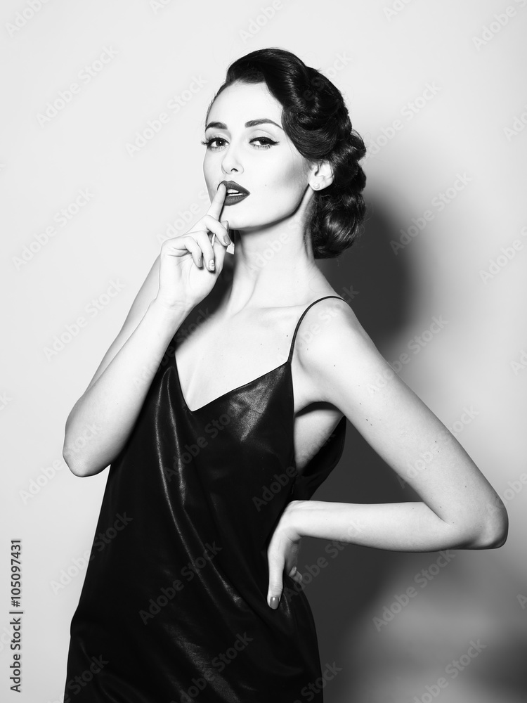 Fototapeta premium Attractive retro woman