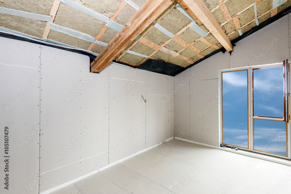 Obraz premium Rroom under construction with gypsum plaster boards.
