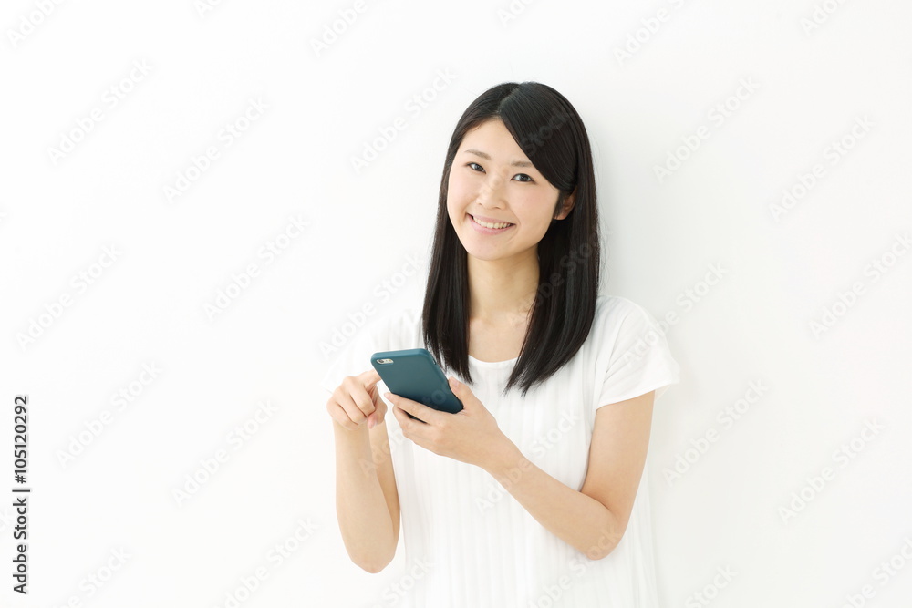スマートフォン・若い女性 スマートフォン・若い女性