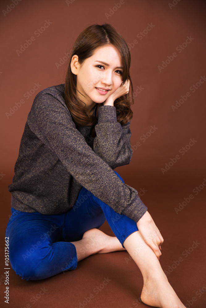 笑顔の女性 笑顔の女性
