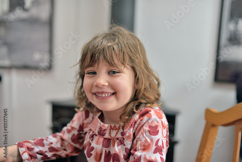 enfant souriante