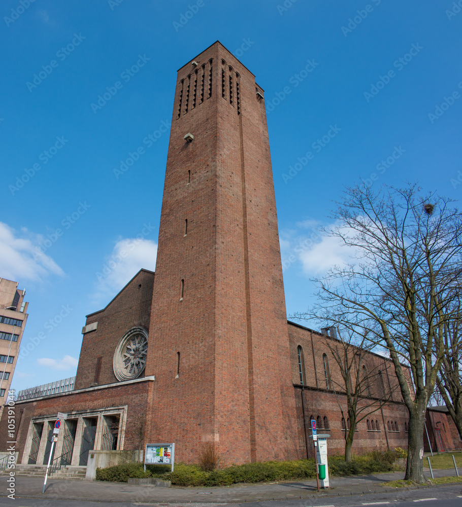 Obraz premium St. Franziskus Xaverius Kirche Düsseldorf Mörsenbroich