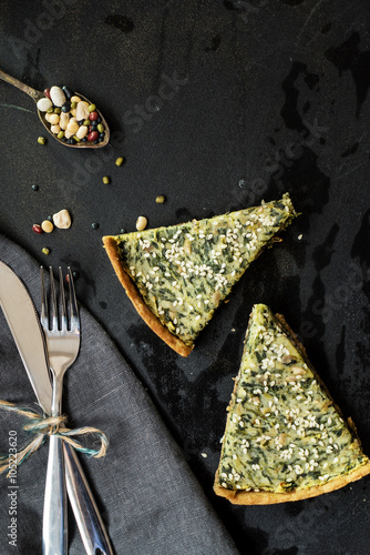 wholegrain tart with potato and spinach