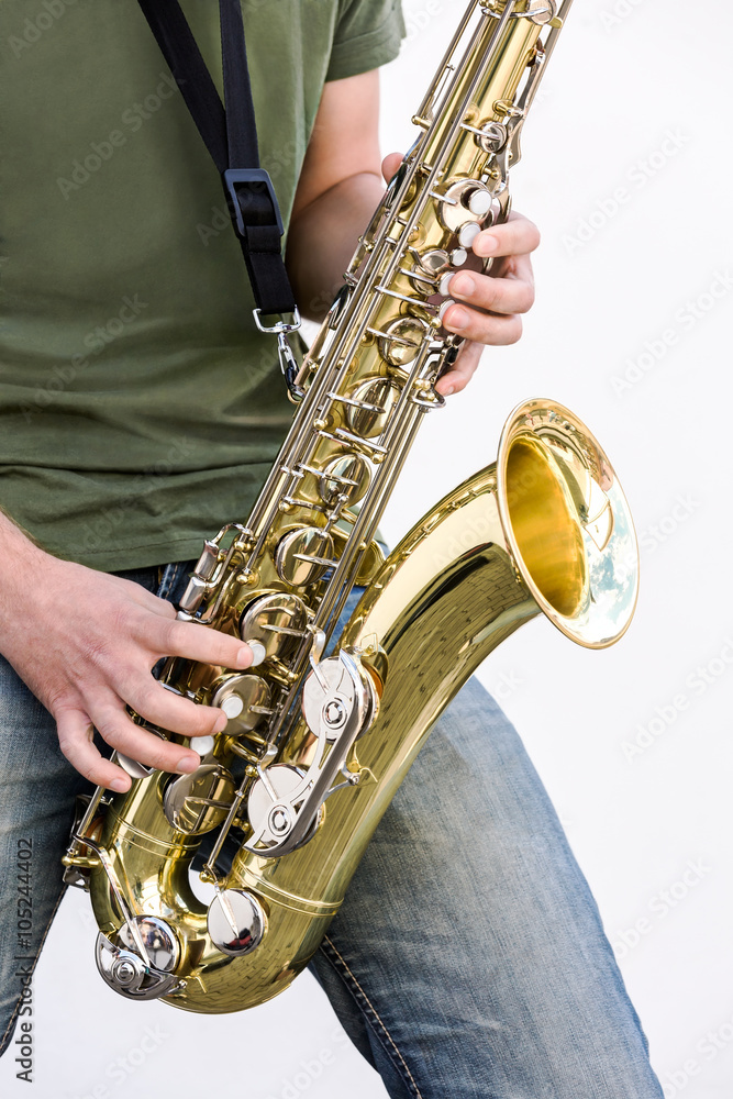 Obraz premium jazz saxophone player playing a solo