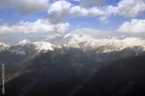 Winter mountain landscape © dojo666