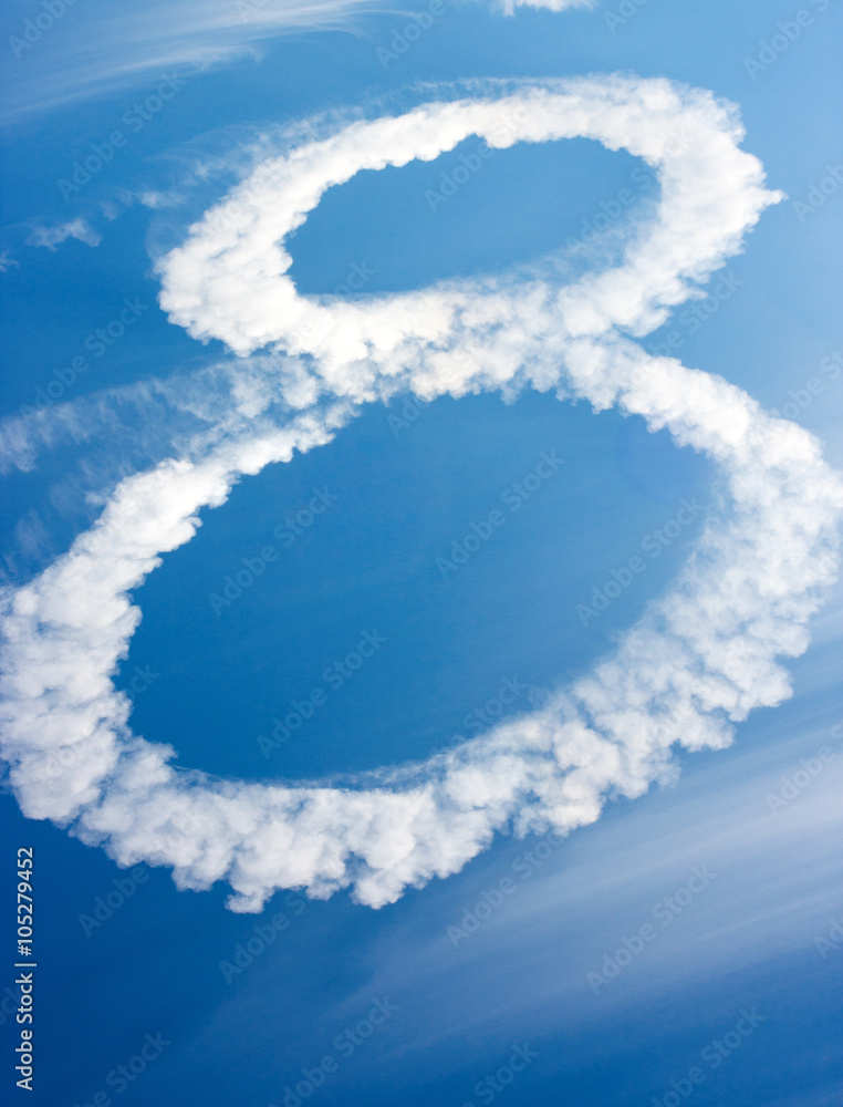 Fototapeta premium clouds in shape of figure eight
