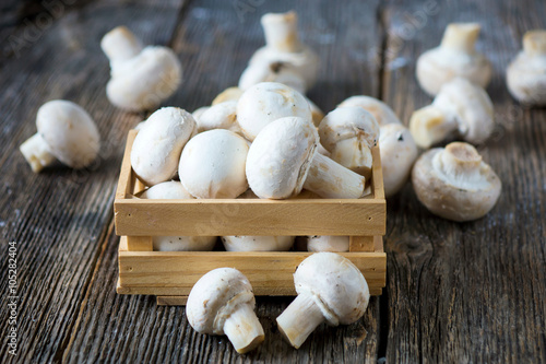 Fresh white button mushrooms