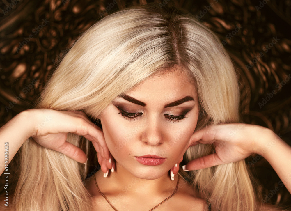 Fototapeta premium portrait of a beautiful girl