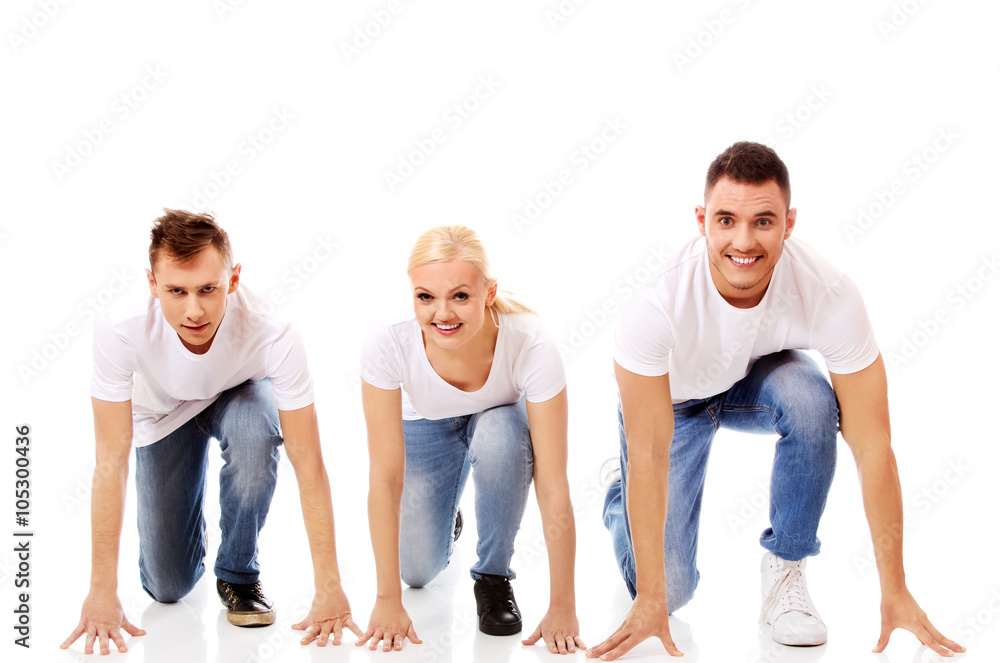 Young friends prepared for the start of the race