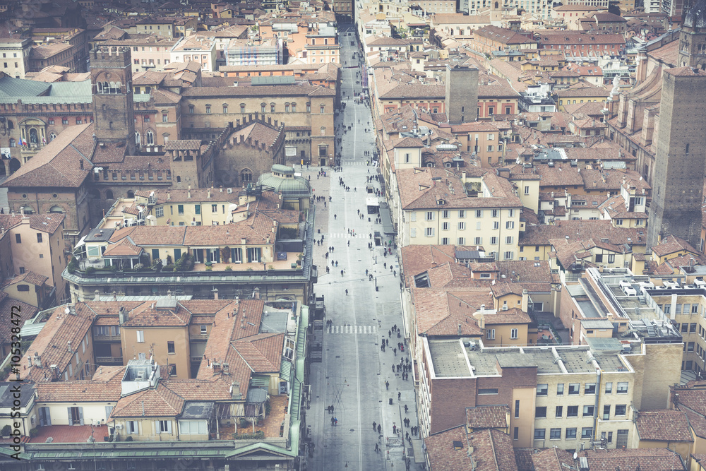 BOLOGNA, ITALY - 05 MARCH, 2016: General view of the downtown st