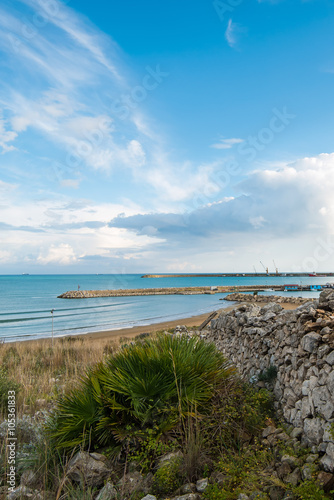 paesaggio di mare sulla costa Ragusana in Sicilia