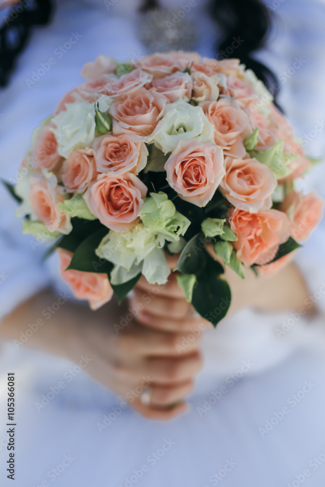 beautiful bridal bouquet