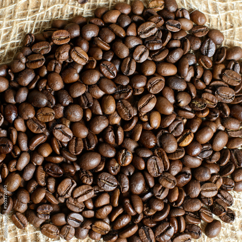 Obraz premium Roasted brown coffee beans, can be used as a background and texture