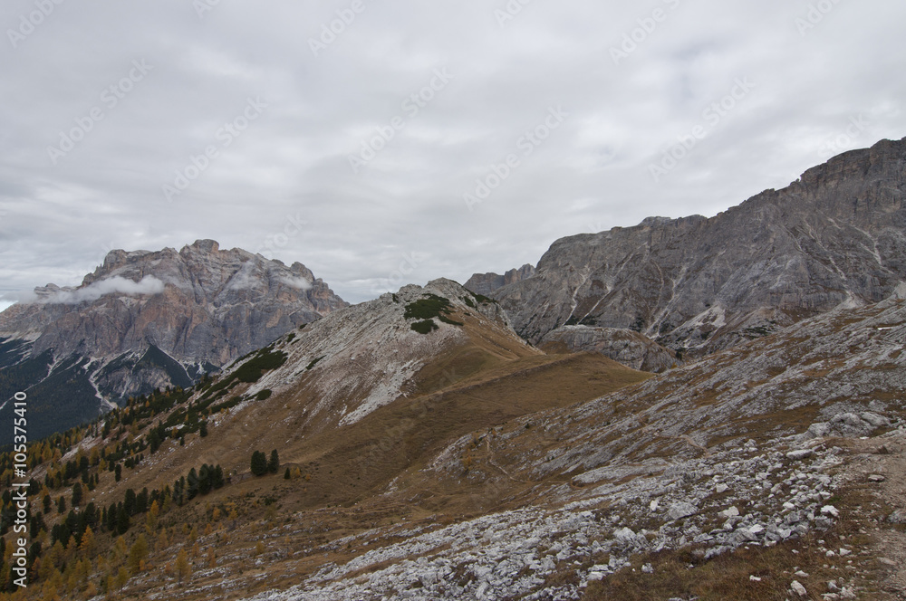 Dolomites, Italy. / The Dolomites are a mountain range located in northeastern Italy. Dolomites, Italy. / The Dolomites are a mountain range located in northeastern Italy.