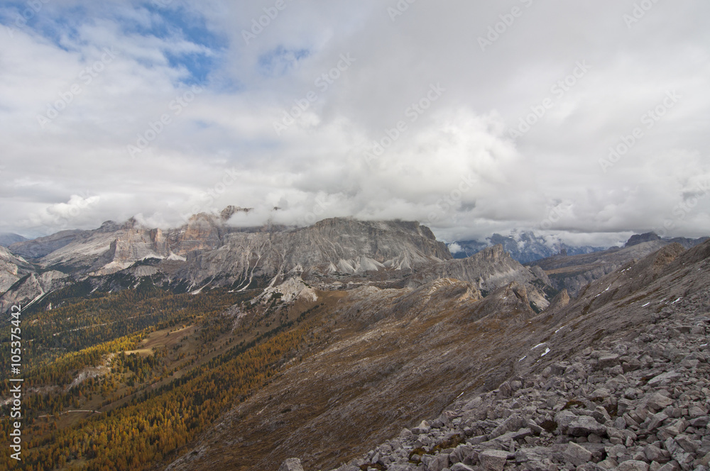 Dolomites, Italy. / The Dolomites are a mountain range located in northeastern Italy. Dolomites, Italy. / The Dolomites are a mountain range located in northeastern Italy.