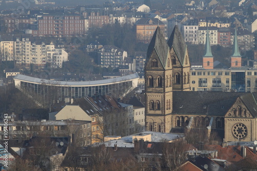 Wuppertal, Blick auf Elberfeld mit St. Suitbertus, St. Laurentius und Schwimmoper photo