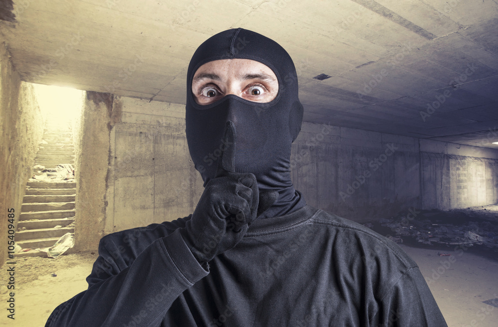 Criminal urge you to keep quiet Criminal urge you to keep quiet