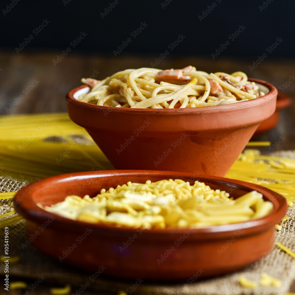 spaghetti alla carbonara spaghetti alla carbonara