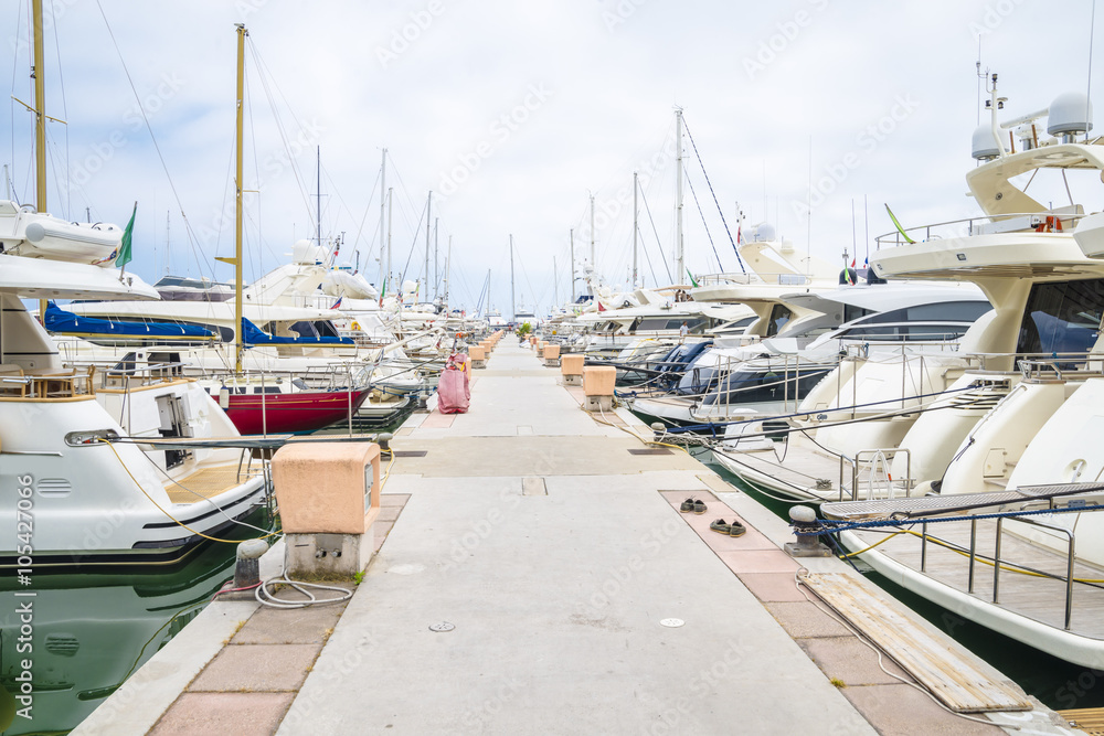 Naklejka premium Harbour in Sanremo, Italy