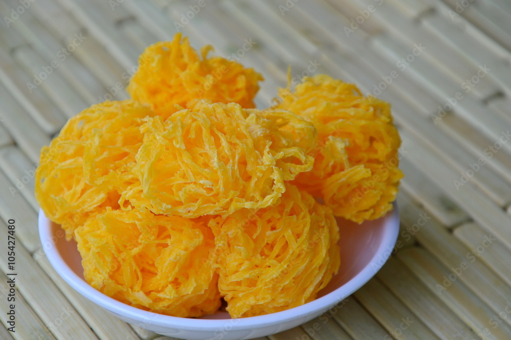 crispy golden threads on cup