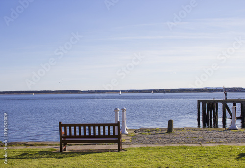 Bench located in front of the stuary of Tay River (Broughty Ferr photo