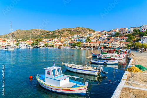 Fototapeta Naklejka Na Ścianę i Meble -  Traditional colourful Greek fishing boats in Pythagorion port, Samos island, Greece